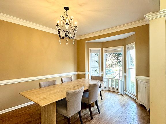 5th image of 4522 Springvale Cir