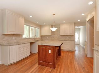 10 Warwick Rd, Bronxville, NY 10708