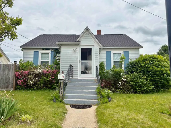 604 Loudoun Ave, Waynesboro, VA 22980