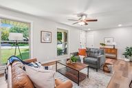 Davis Park Dr-L2907-006.jpg