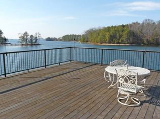 6816 Bailey Dr, Flowery Branch, GA 30542