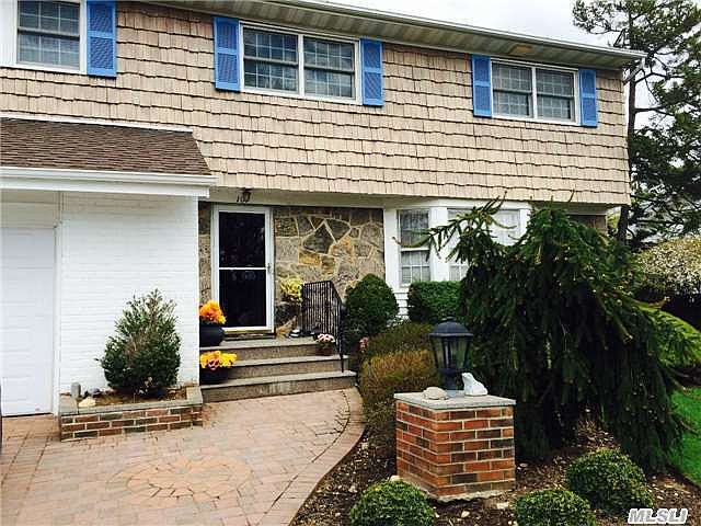 1st image of 107 Columbia Dr