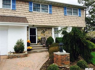 107 Columbia Dr, Jericho, NY 11753