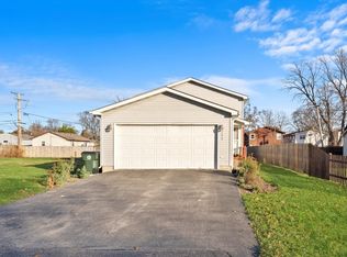 1313 Melrose Ave, Round Lake Beach, IL