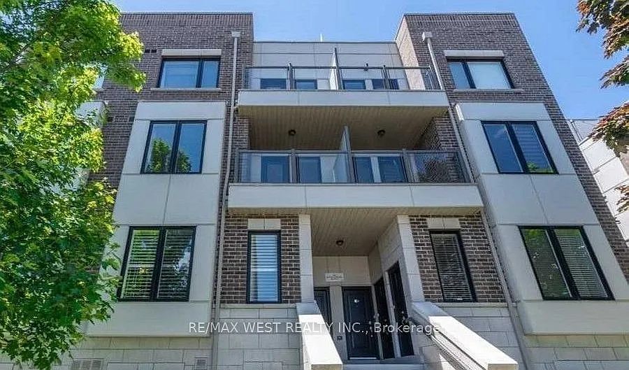 252 Royal York Rd #213