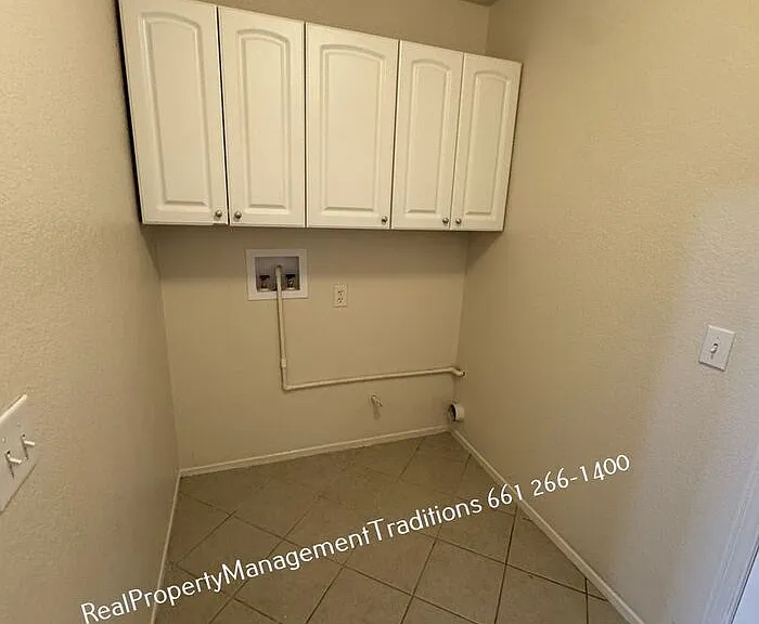 3316 Kaylyn St — Photo 16