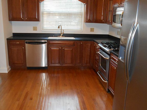 5th image of 1701 25th St