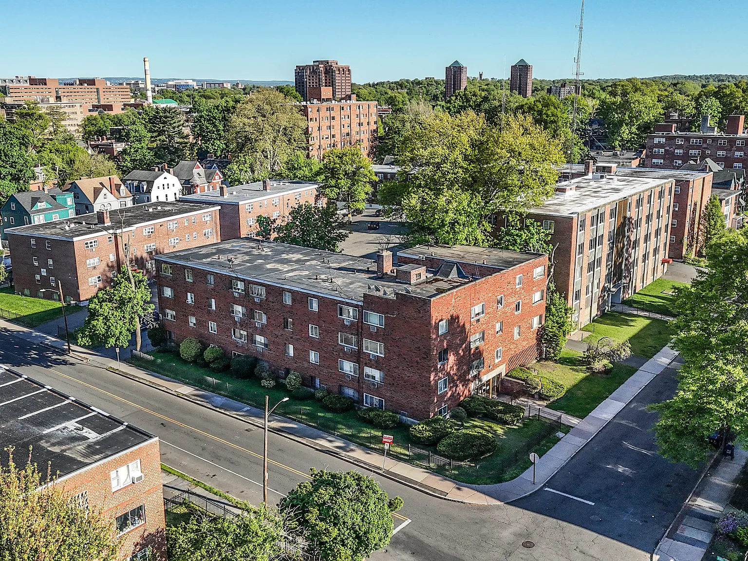 1 bed, 625 sqft, $1,195 — Photo 1