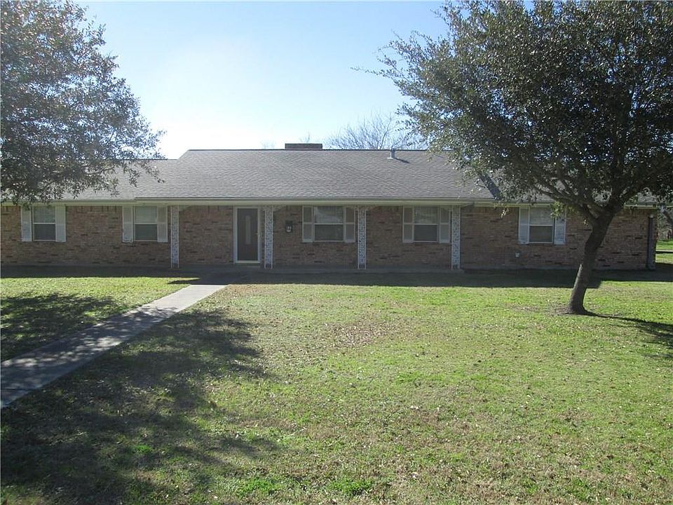 1st image of 300 Logan Dr