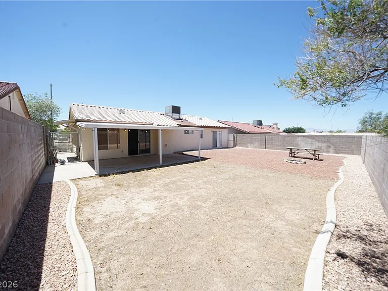 916 Clubview Dr — Photo 31
