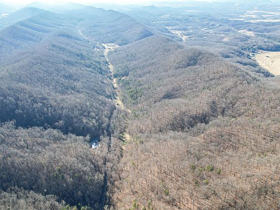 3rd image of 752 War Valley Rd