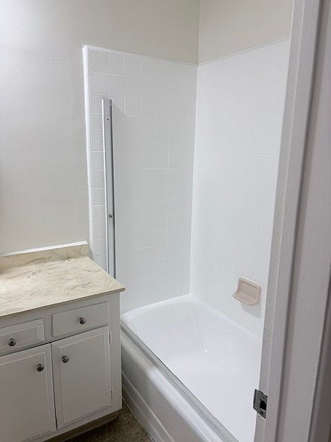 1st image of 6432 Agnes Ave APT 6
