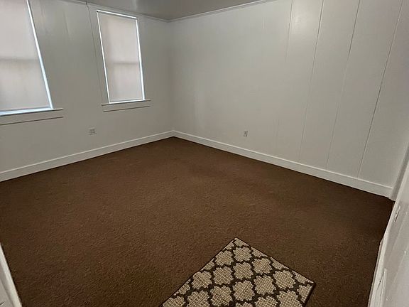 4th image of 157 W Hollis St Floor 2