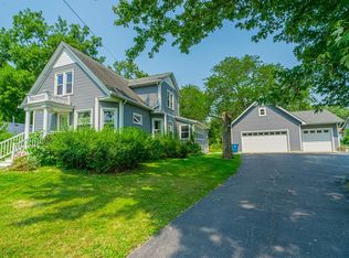 1005 Kankakee St, Lowell, IN 46356