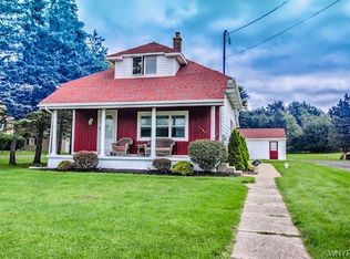 1369 Town Line Rd, Alden, NY 14004