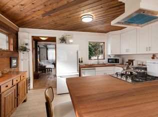 7 6th St, East Hampton, NY 11937