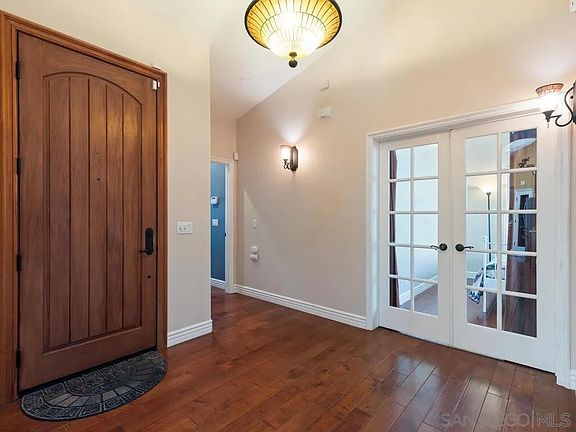 3rd image of 176 Ransom Hill Ln