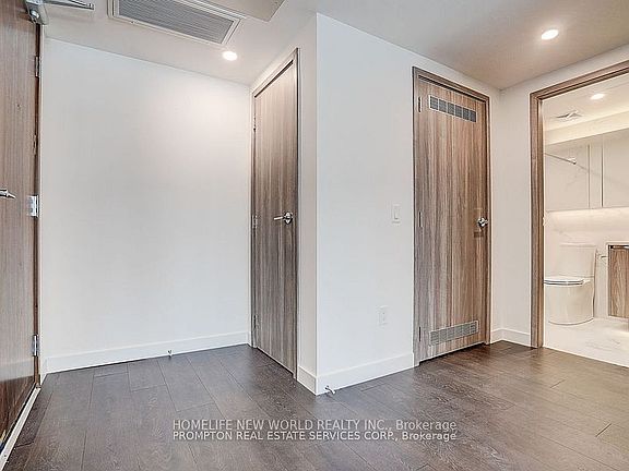 2nd image of 1 Concord Cityplace Way #538