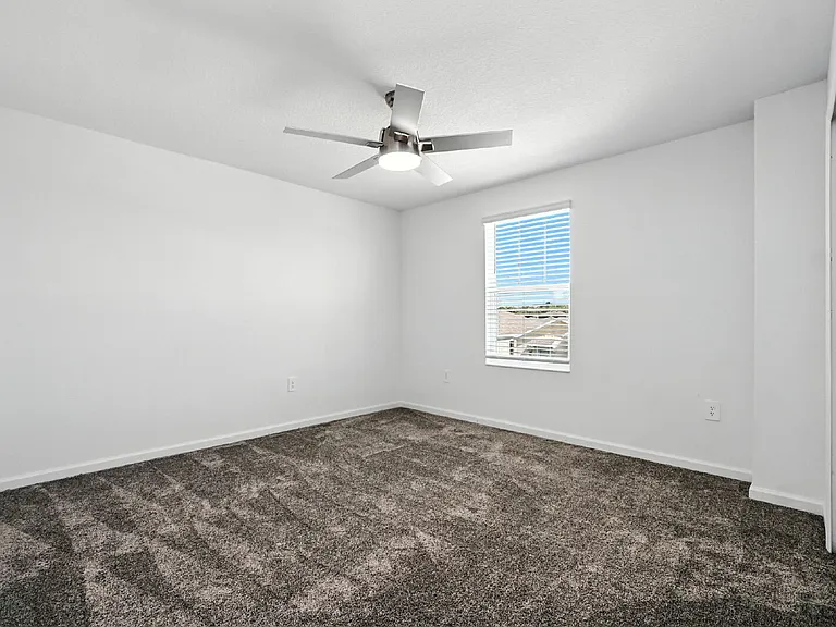 1493 Brentwood Dr — Photo 32