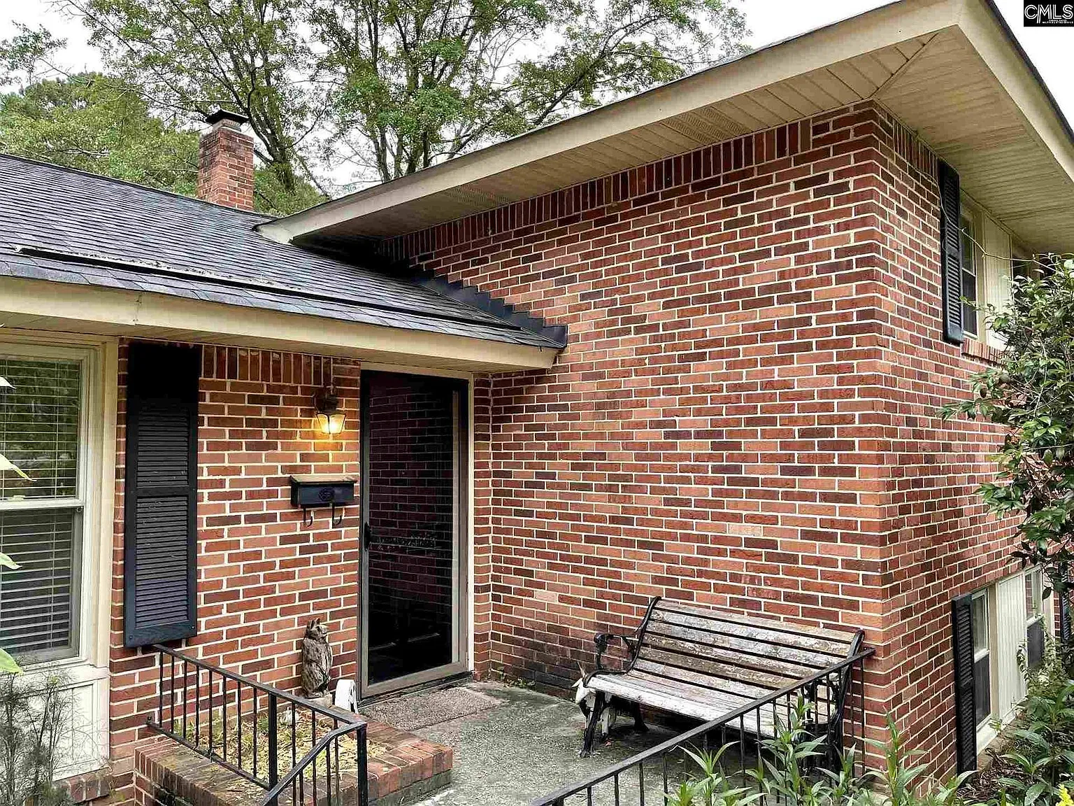 4 bed, 1900 sqft, $2,250 — Photo 2