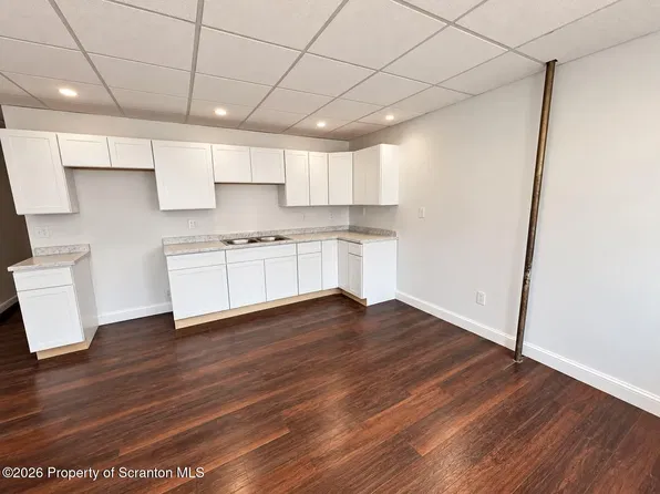 720 Main St, Carbondale, PA 18407