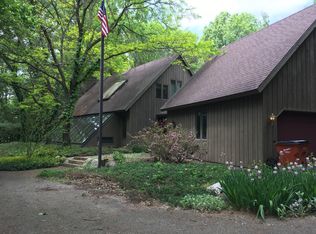 5656 Division Ave N, Comstock Park, MI 49321
