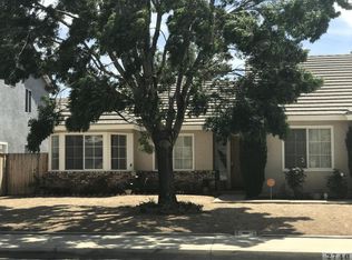 2740 Dearborn Ave, Palmdale, CA 93551