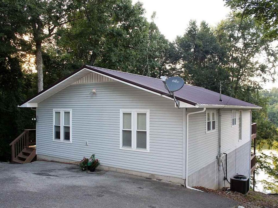 1st image of 108 Motley Cir
