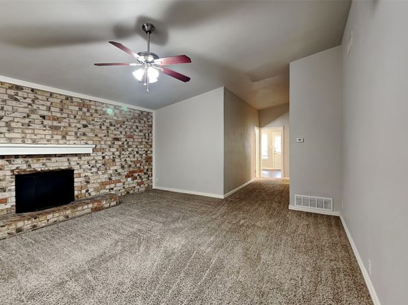 5804 Trail Crest Dr, Arlington, TX 76017
