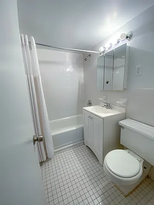 Rented by Mallory Management Corp | media 8