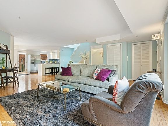 3rd image of 407 Wisconsin Ave APT D