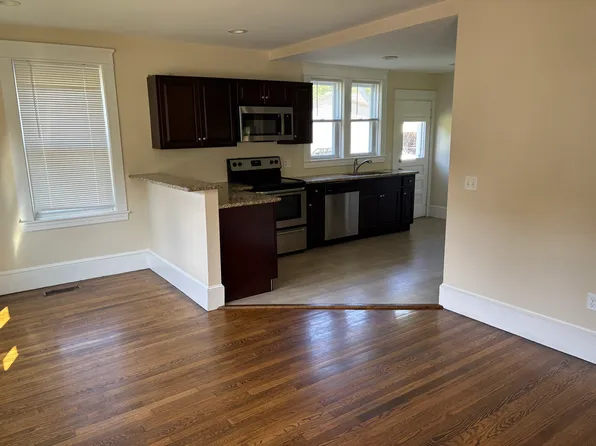 (undisclosed Address), Bristol, RI 02809