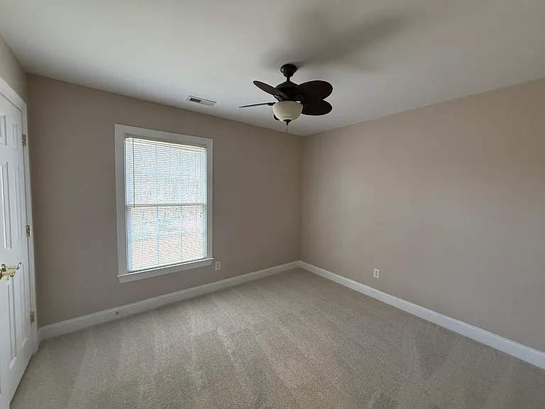 3993 N Lakeshore Rd — Photo 35