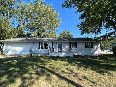 303 W Newton St, Eldon, MO, 65026