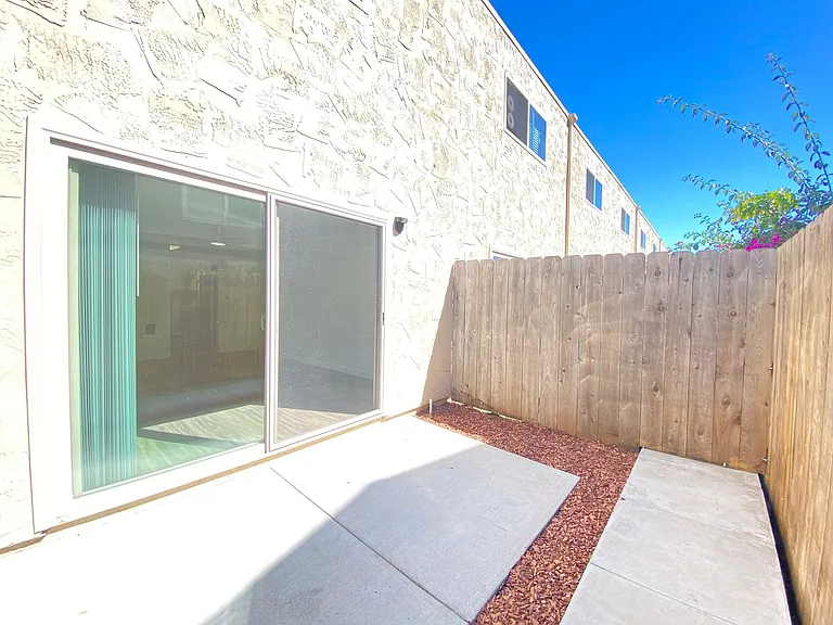 Cinnamon Apartments — Photo 16
