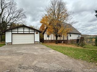 W5636 Crescent St, Norway, MI 49870