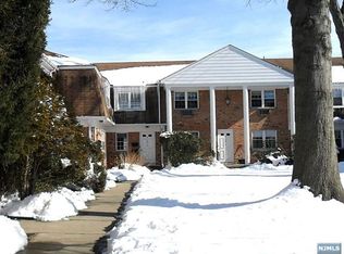 137 Fort Lee Rd APT B, Teaneck, NJ 07666