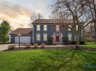 3011 Heatherdowns Dr, Findlay, OH 45840