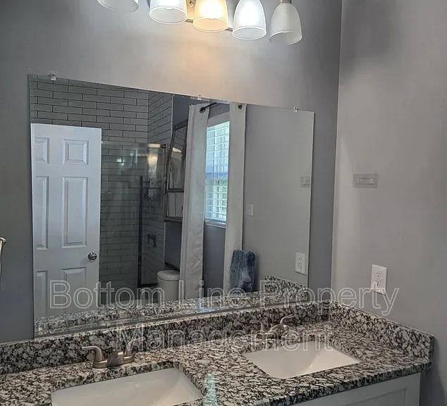 51 Hawthorne St SW — Photo 18
