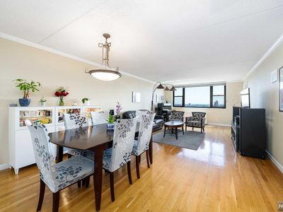 250 Gorge Rd APT 30B, Cliffside Park, NJ, 07010