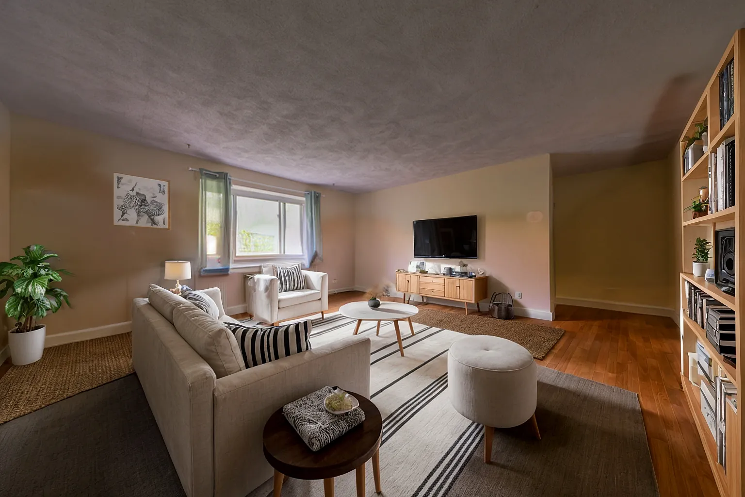 2 bed, 9999 sqft, $2,595 — Photo 4