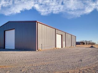11724 N 2120th Rd, Dill City, OK 73641