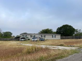 2804 Berry Patch Ln, Joshua, TX 76058