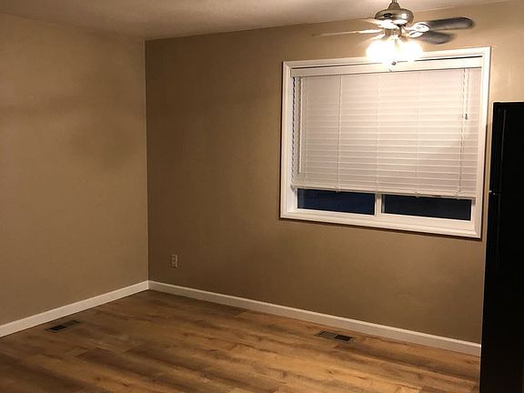 4th image of 1957 NW Hayes Ave #6638522