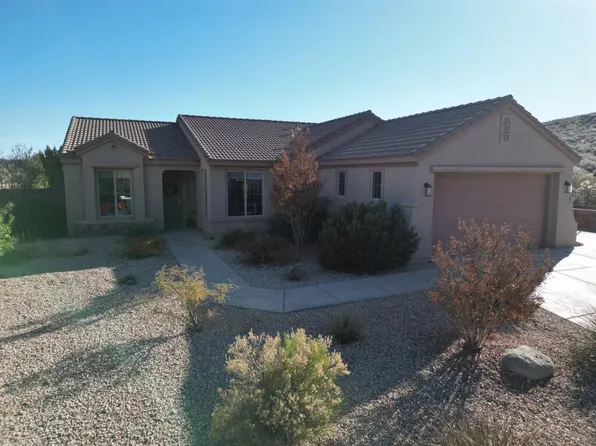 1226 N Overland Trails Cir, Washington, UT 84780