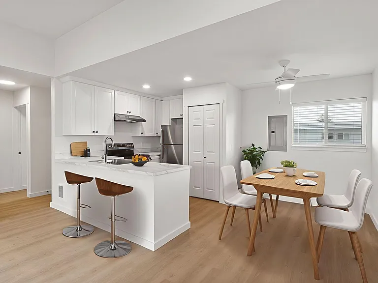 ONE MONTH FREE! Ironwood Greens | Studio, 1 & 2 Bedroom Apartments — Photo 28