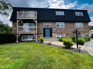 10608 S 83rd Ct, Palos Hills, IL