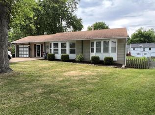 9209 Hallock Dr, Saint Louis, MO 63123