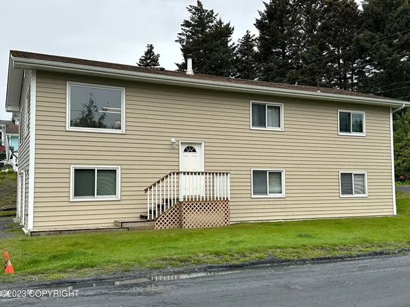 1425 Ismailov St, Kodiak, AK 99615