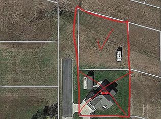 1502 N Main St, Garden Plain, KS 67050